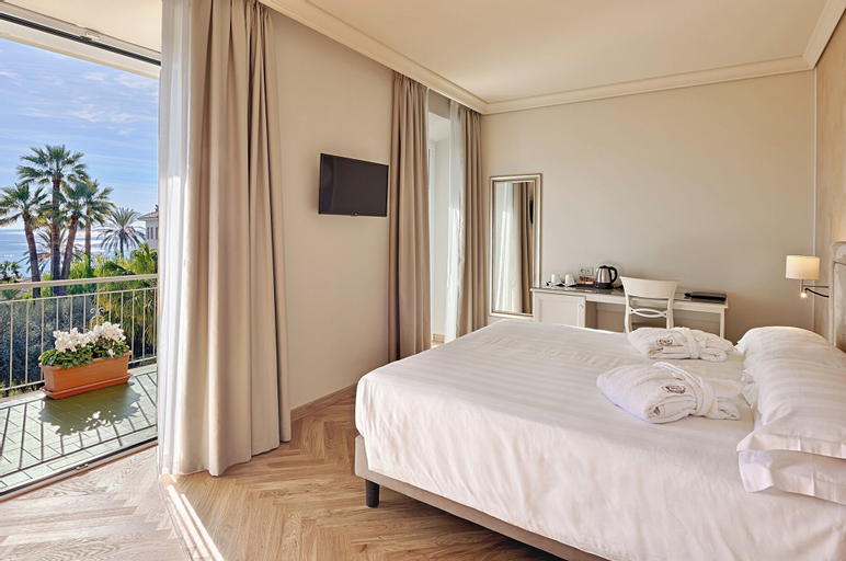 Bedroom 15