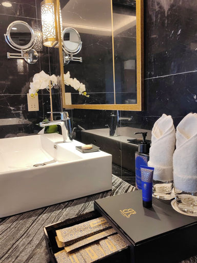 Bathroom 5