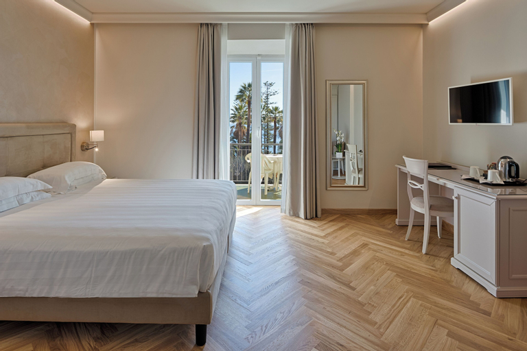 Bedroom 18