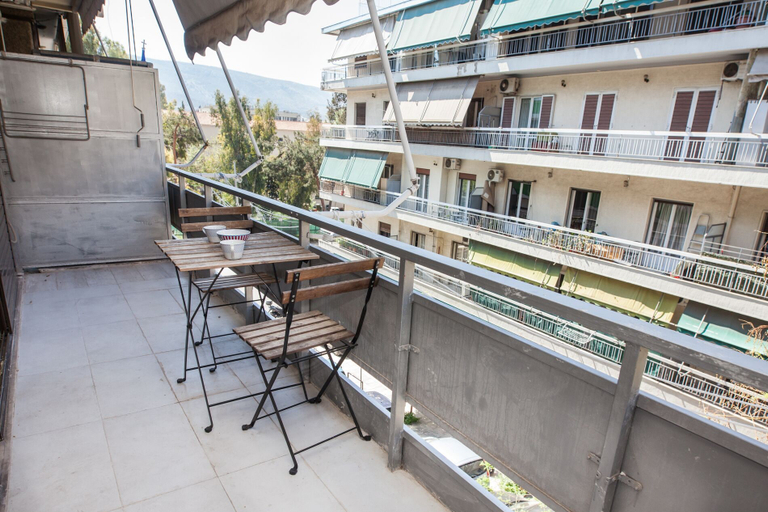 Others 5, Charming 2 Bedroom apt next to Panormou, Attica