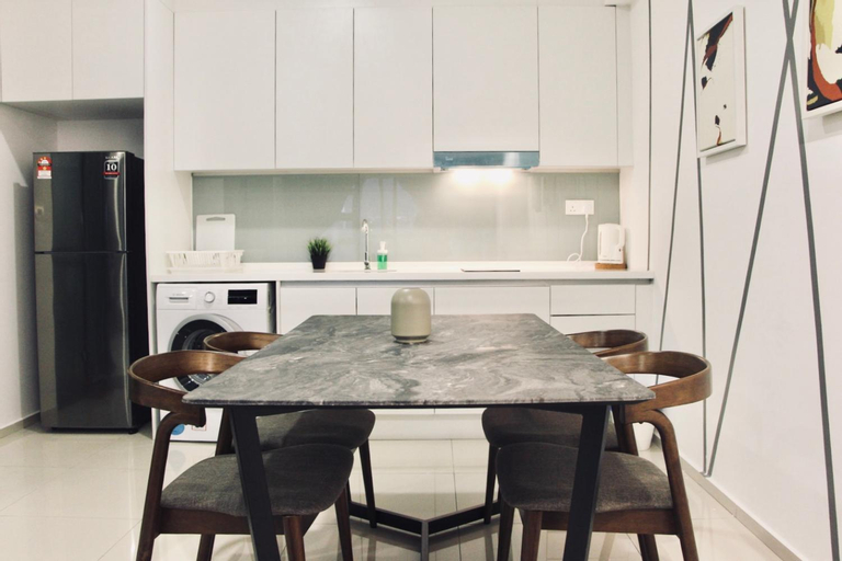 Dining Room 2