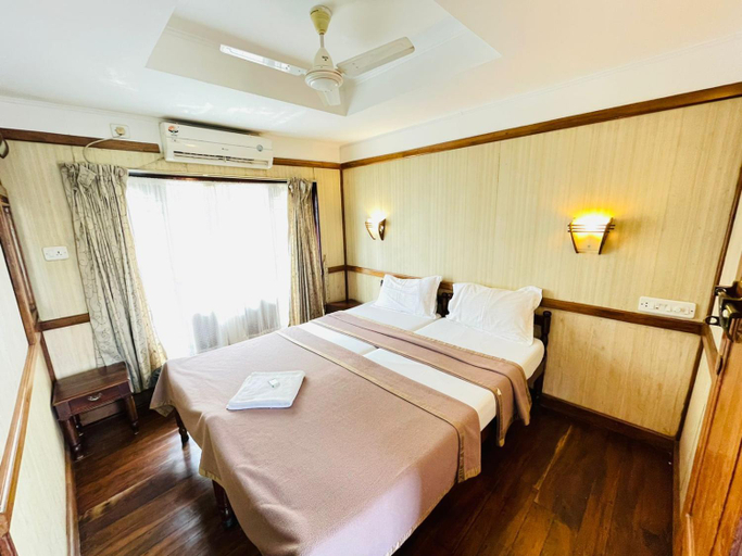 Kerala Houseboat, Alappuzha