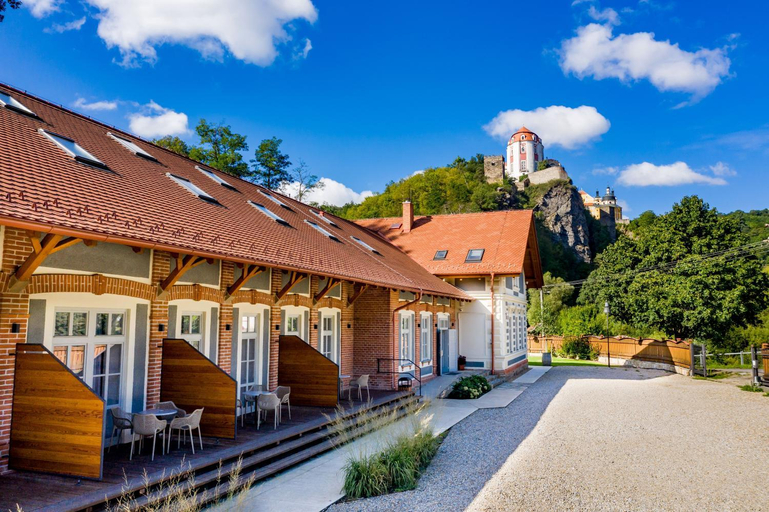 Others 5, Benatky 214, Znojmo