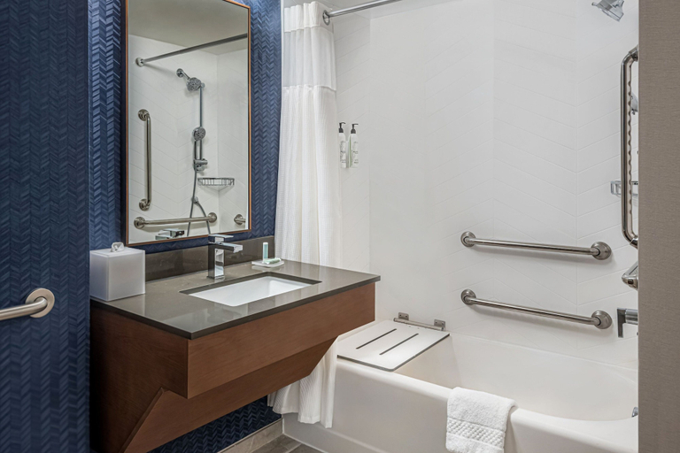 Bathroom 3, Fairfield Inn & Suites by Marriott Rome, Oneida
