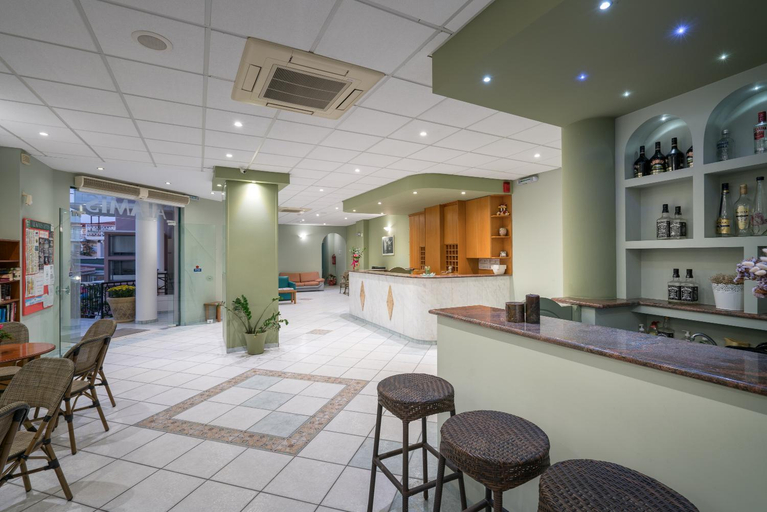 Food & Drinks 5, Alamis Hotel & Apartments, Ionian Islands