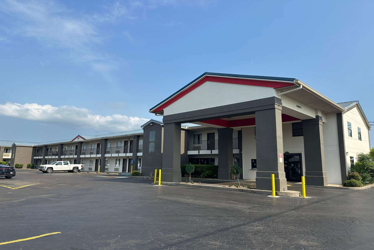 Exterior & Views 1, Super 8 by Wyndham Monroe, Ouachita