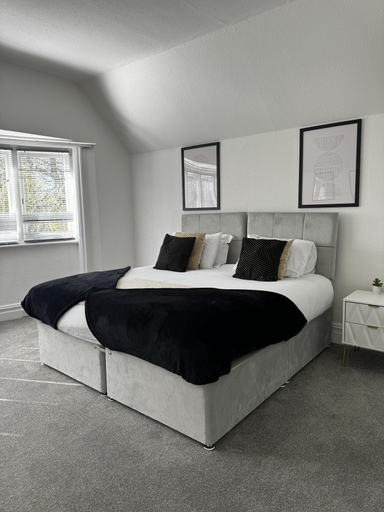 Bedroom 3, Inviting 2-bed Apartment in Poole, Poole
