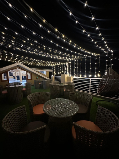 Food & Drinks 3, Rajgriha Kasauli, Solan