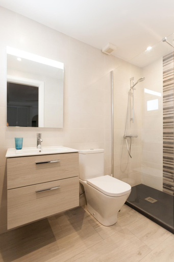 Shower 2, 4 bedroom Villa Mimi with private heated pool, Las Palmas