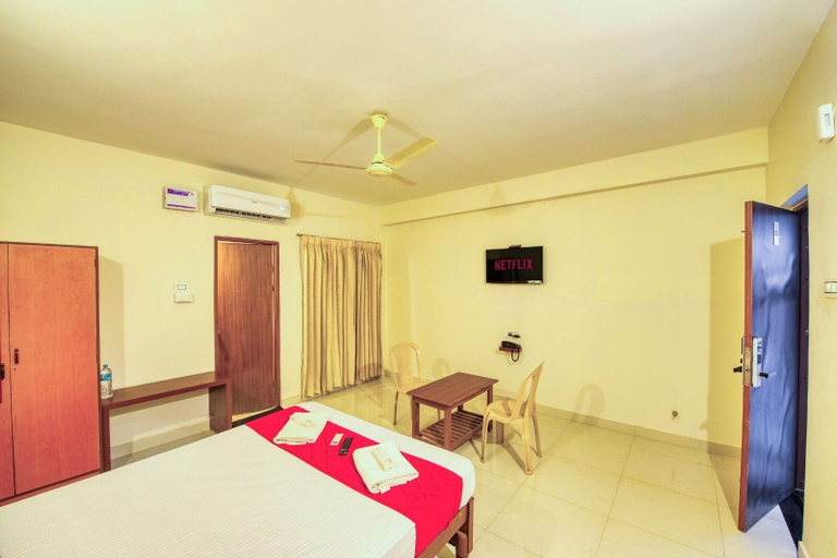 Bedroom 2, Sandanams Villa Coutralam, Tirunelveli
