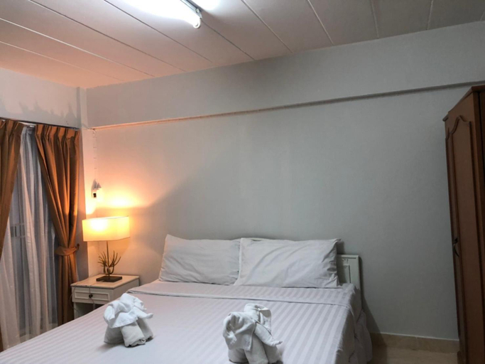 Bedroom 2, At 42 Residence, Bang Plad