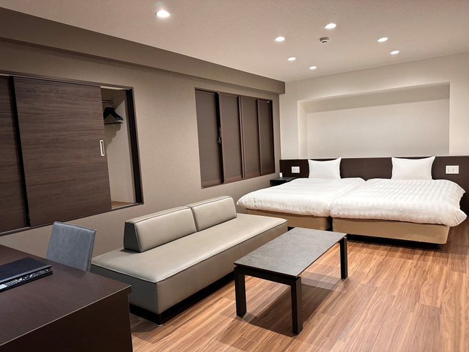 Bedroom 4, Reftel Osaka Itami Airport Hotel, Ikeda