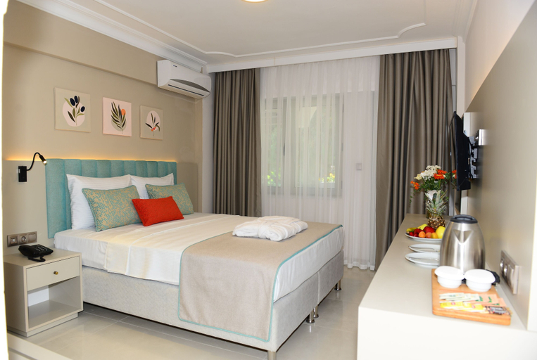Bedroom 3, Rose Garden Premium Hotel - All inclusive, Kemer