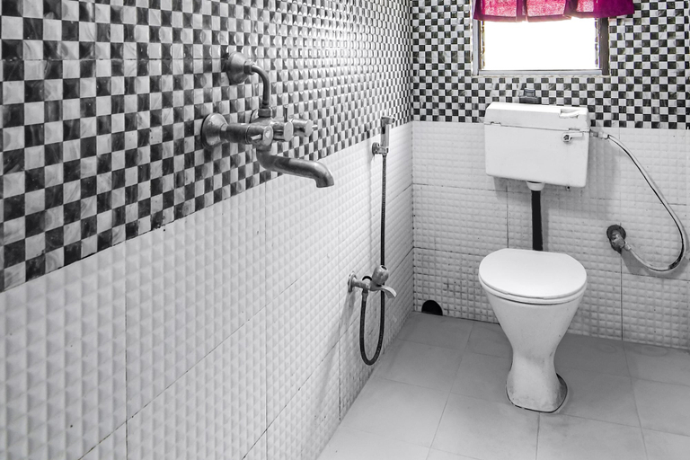 Bathroom, Fabhotel White Palace, Kolkata