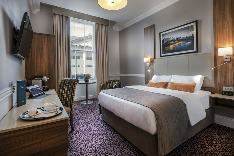 Bedroom 4, Cassidys, Dublin