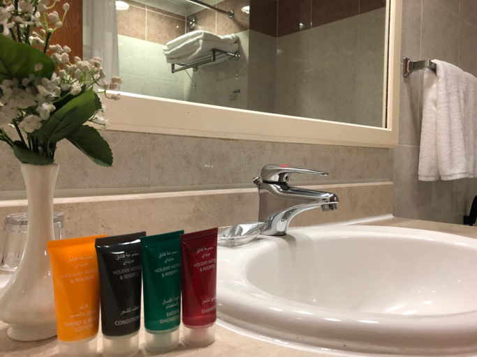 Bathroom 4, Hotel Al Madinah Holiday, Bausher