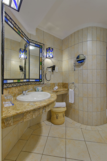 Bathroom 5, The Heron By Sarovar Portico India, Dagoretti North
