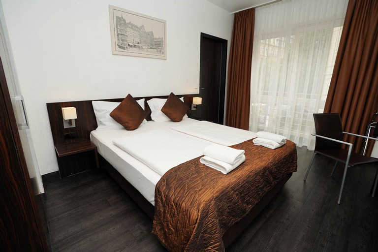 Bedroom 19