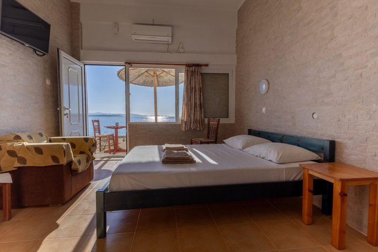 Bedroom 3, Petalides Apartments, South Aegean