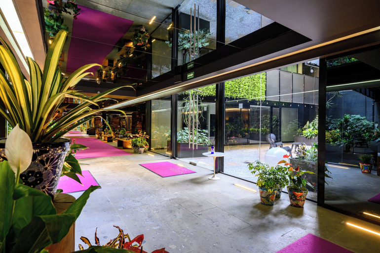 Exterior & Views 2, Las Suites Campos Elíseos, Mexico City