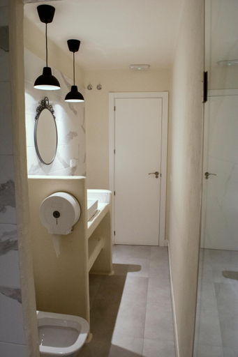 Bathroom 3, Casa Lemus, Madrid