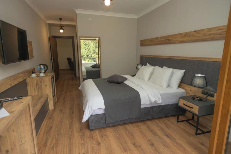 Bedroom 3, Pazarcik Mountain Hotel, Araklı