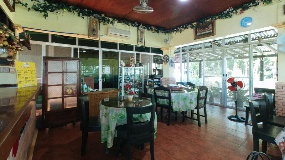 Food & Drinks 2, RedDoorz Plus @ Rio Grande de Laoag Resort Hotel Ilocos Norte, Marcos