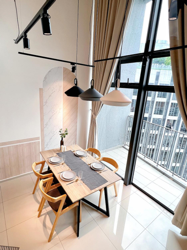 Dining Room 4