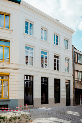 Exterior & Views 2, The Librarian, Oost-Vlaanderen