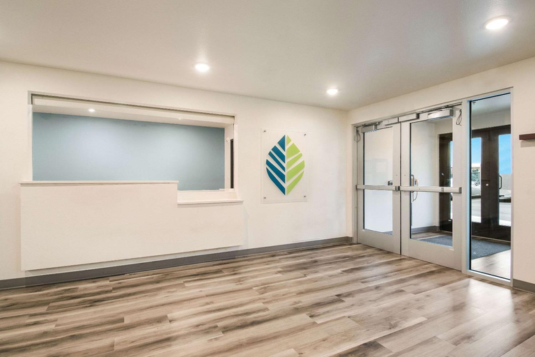 Public Area 2, WoodSpring Suites Portland Vancouver, Clark