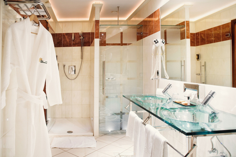Bathroom 5, Koener Hotel & Spa, Clervaux