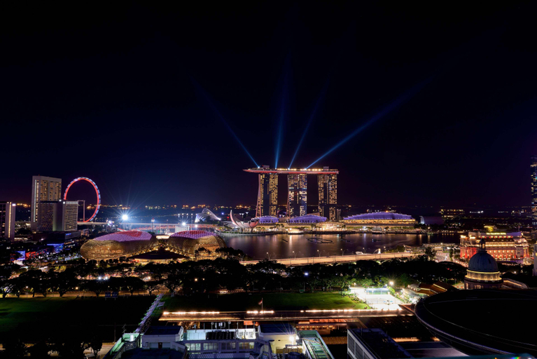 Exterior & Views 9