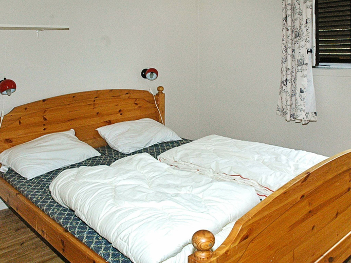 Bedroom, 4 Person Holiday Home in Høyheimsvik, Luster