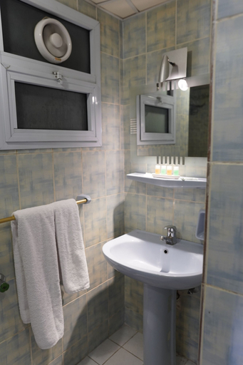 Bathroom 4, Amoun Hotel Alexandria, Alexandria