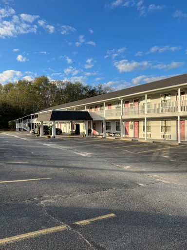 Exterior & Views 1, magnolia inn, Telfair