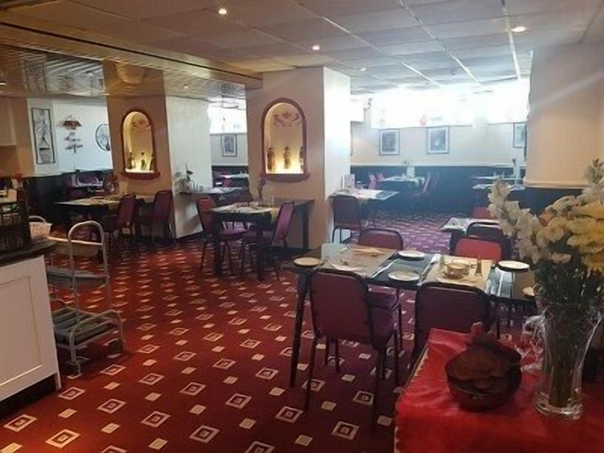 Food & Drinks 4, Blenheim Mount Hotel, Blackpool