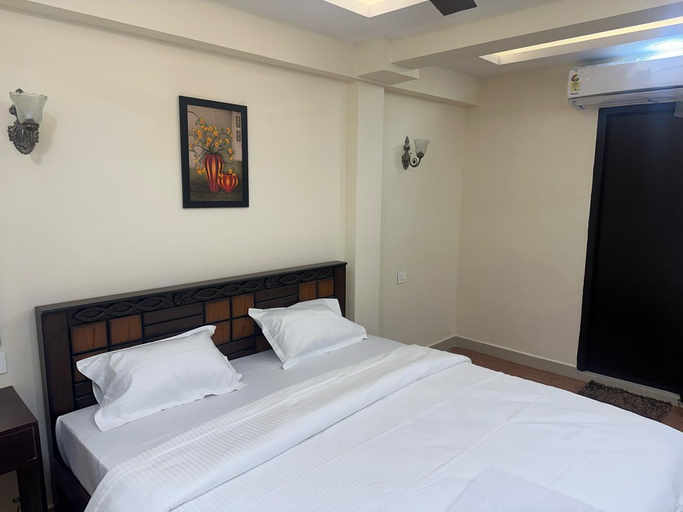 Bedroom 2, Brown Berry Inn, Kancheepuram