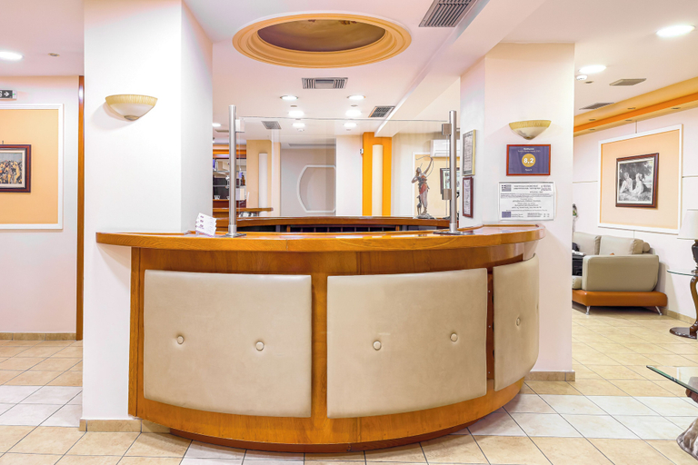 Others 5, Faros 2 Hotel, Attica