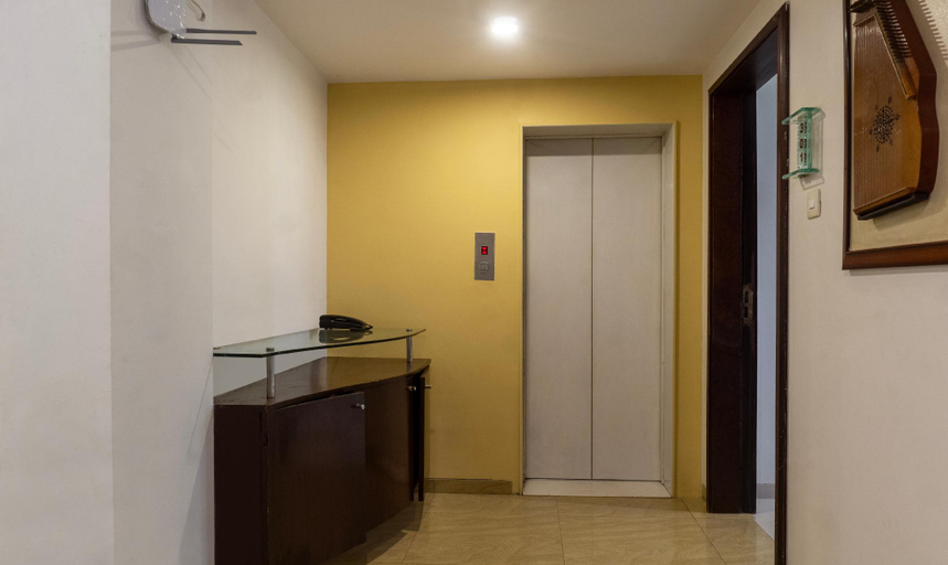 Public Area 2, Treebo Bhairavee, Baner, Pune