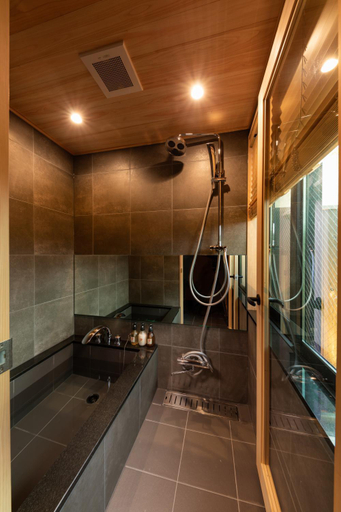 Bathroom 3, Kanade KawaramachiNijo, Kyoto