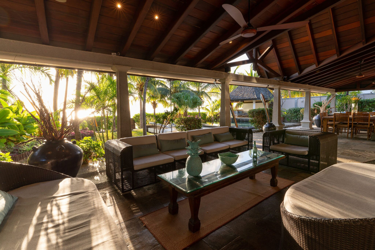 Food & Drinks 4, Villa Matahari by muse villas, Black River
