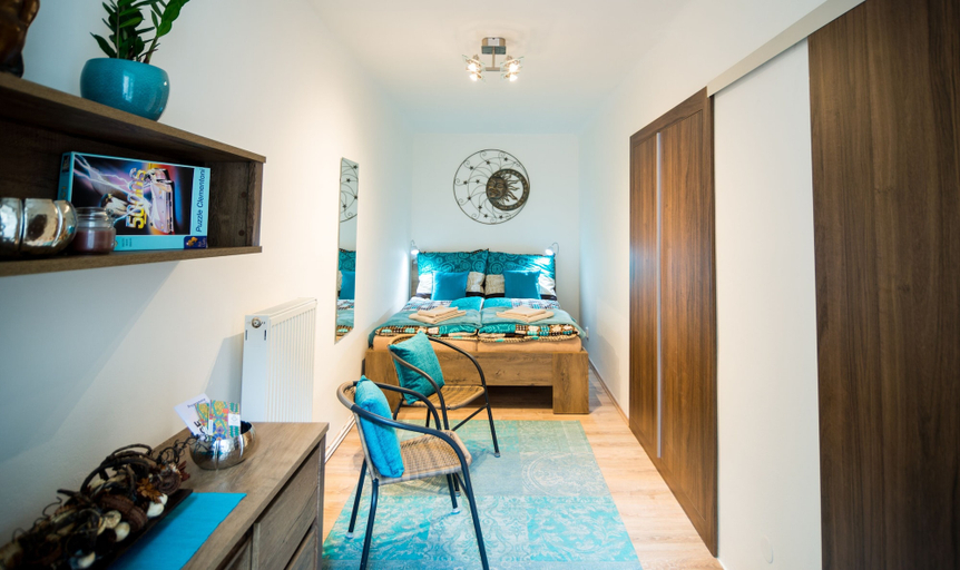 Others 5, 2 Bedroom Home near Prague Castle, Praha 6