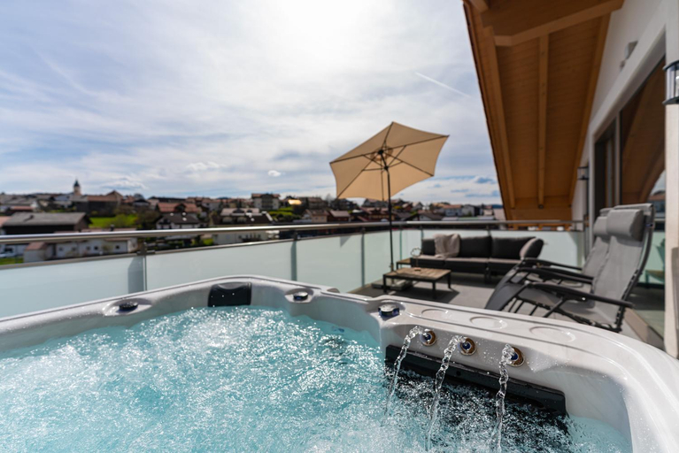 Sport & Beauty 2, Schmuckstuck Ferienapartments Bodenmais inkl aktivCARD, Regen