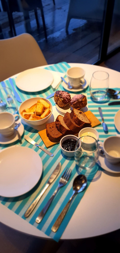 Food & Drinks 5, Hygge Haus, Los Lagos