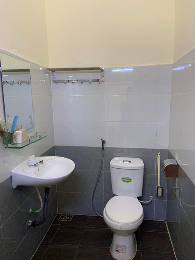 Bathroom, Lake view homestay, Pleiku