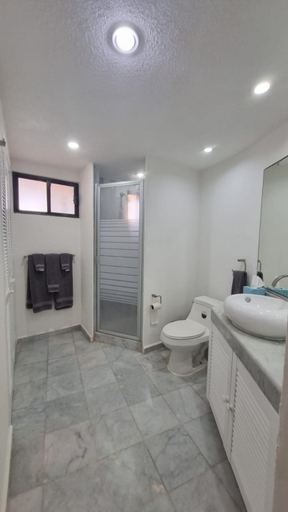 Bathroom 5, Villas La Marina, Benito Juárez