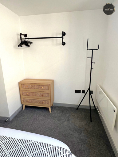Bedroom 2, City Centre 1-bed Apartment in Preston With Sky, Lancashire