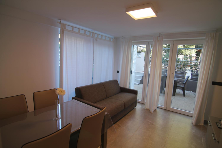 Others 5, SeaHouse 114, Mali Lošinj