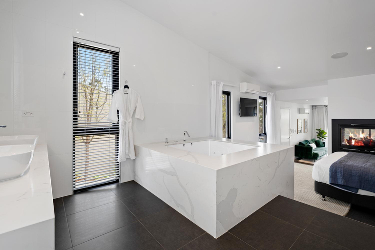 Bathroom 6