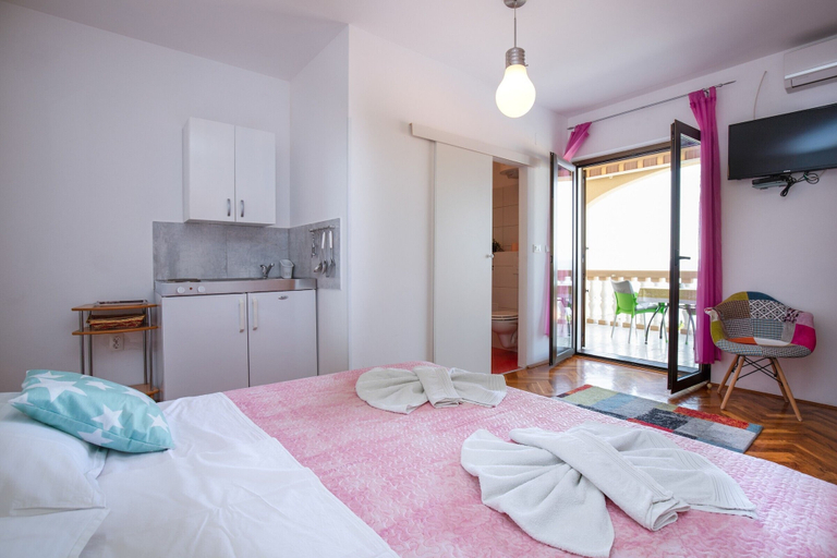 Bedroom 3, Studio Paula 1 300m From Sea, Crikvenica